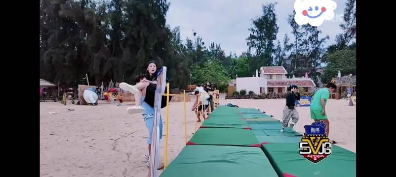 鹿晗枪法精准击中高瀚宇，邓超脱靶误伤王勉