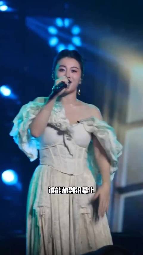 李嘉格vlog展示下班微醺时刻，明星同款低度酒走红
