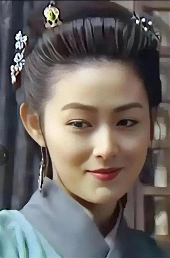 王思懿在采访里亲口承认，当年拍水浒时和演武松的丁海峰真动心