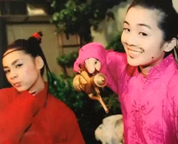 Twins搞笑贺新年 - 【迎春花】