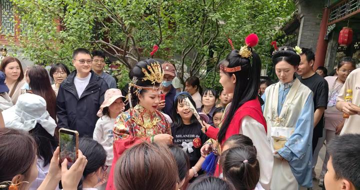 在北京大观园与黛玉对诗，剧本游《我的红楼世界》让游客秒变“剧中人”