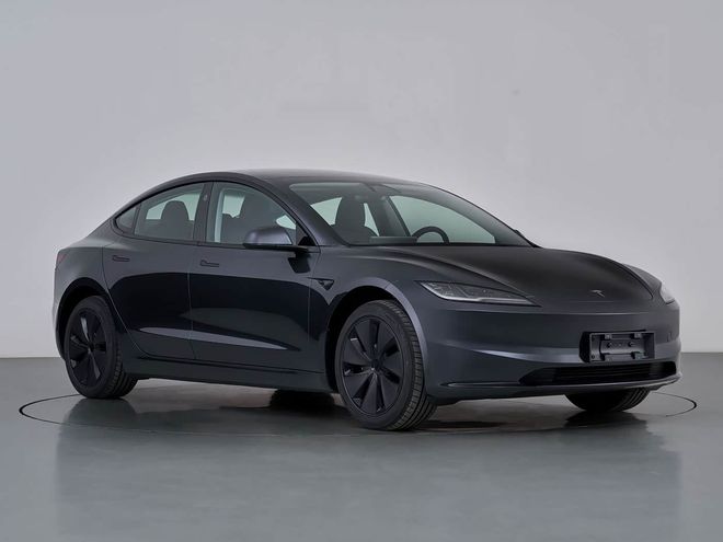 新款特斯拉Model3长续航版卖26.95万，到底值不值得买？
