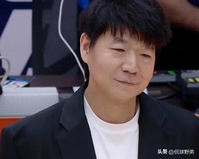 辽宁男篮77-67战胜山东男篮，赛后球员表现评分：3满分 3优秀 2拉垮