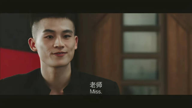 你三十岁当军长比他还狂