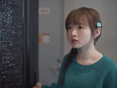何闵鸿被指道德双标，欢乐颂主演卷入风波