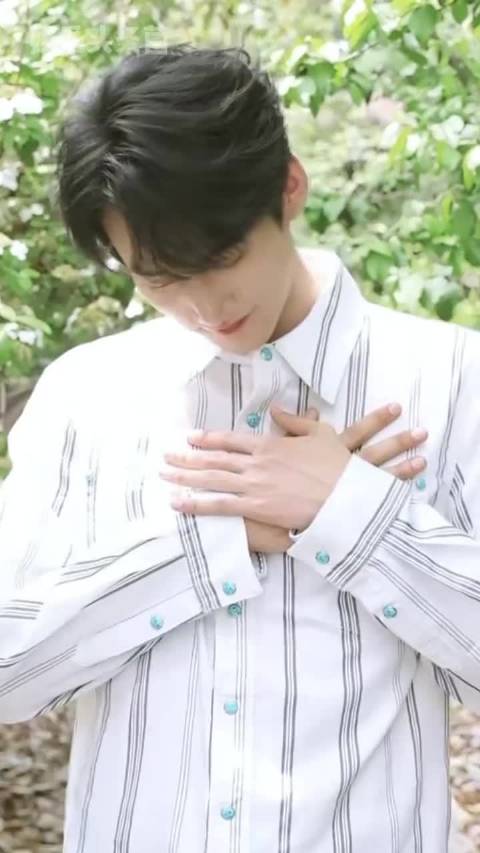 周柯宇线上口嗨线下狂奔 周柯宇 直播 偶遇 搞笑