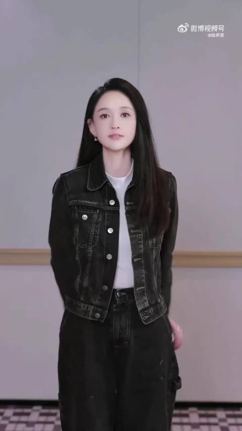 李小冉陈乔恩五哈合体，抽象答题对撞柔美毕业生