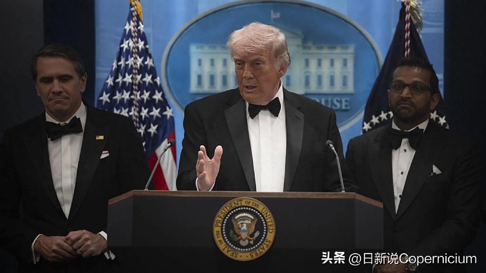 特朗普首次出席晚宴遇枪击，放话30天内重办，安保却连门票都不查