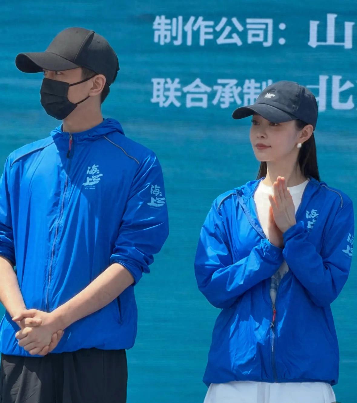 陈晓宋轶出席新剧开机仪式,男帅女美好养眼,高瀚宇直接惨成路人