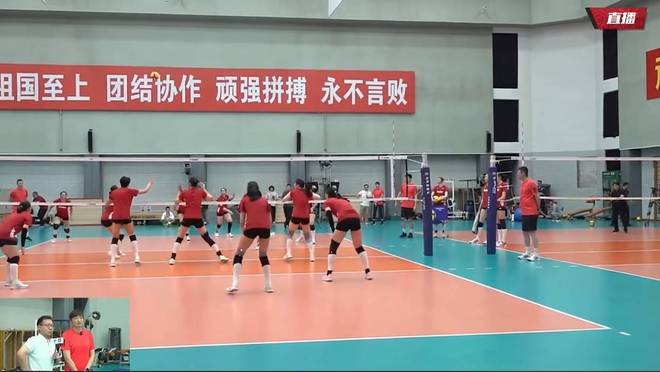 正在直播中国女排集训，老将龚翔宇+王梦洁在列
