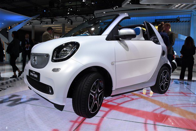 2015法兰克福车展 smart fortwo敞篷亮相