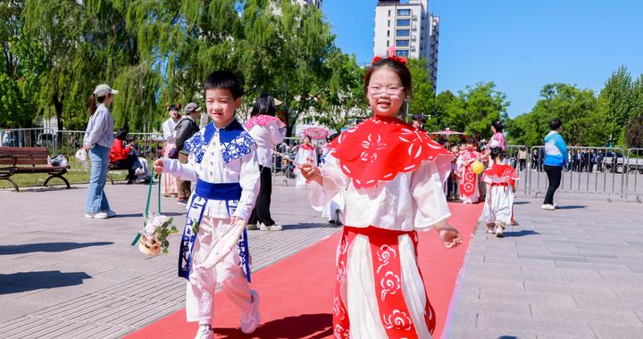 欢乐嘉年华秀平谷学前教育成果