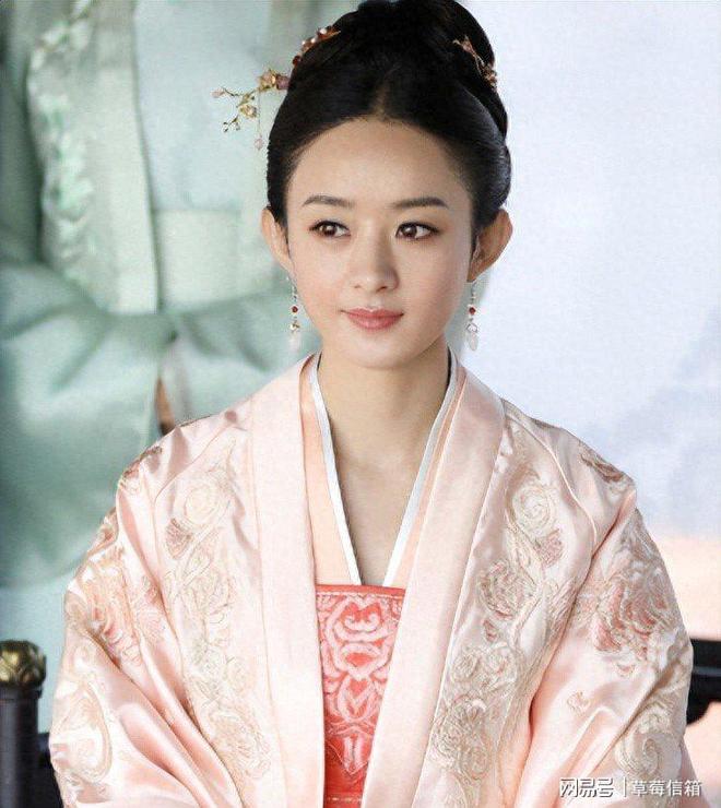 大家都觉得《知否》里的小桃傻，但她是最聪明的