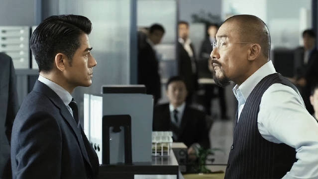 《寒战》：无间道之后，港片最后的权力寓言