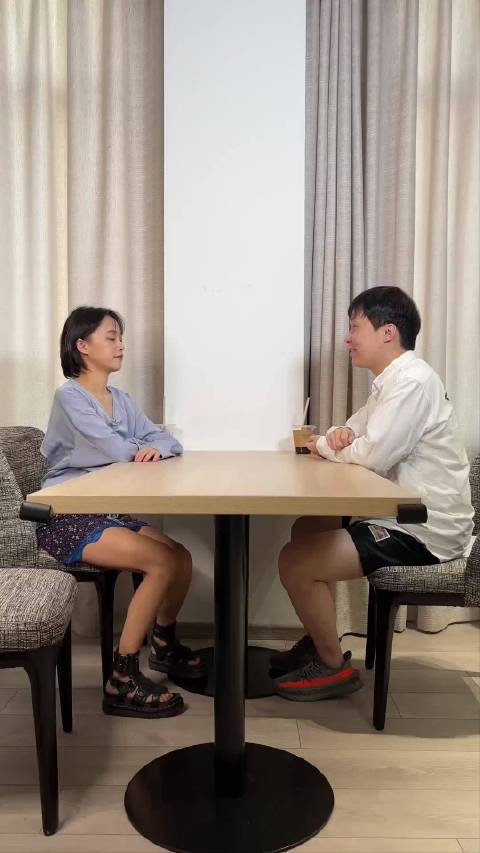 《带着hr好友去相亲》这到底是恋爱还是职场