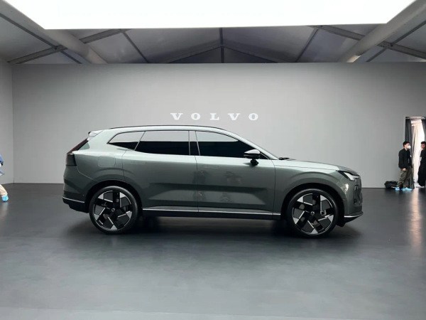 沃尔沃XC70纯电