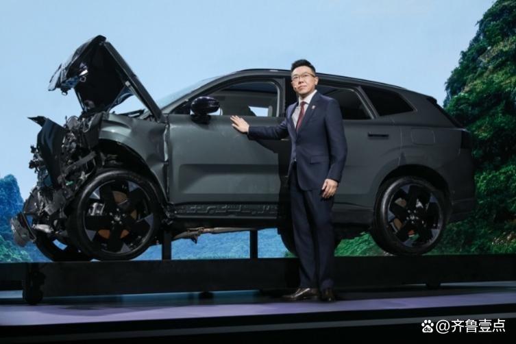 24.99万起!沃尔沃XC70 99周年感恩版或成25万级SUV首选