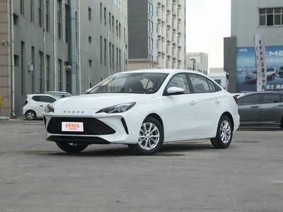辽宁葫芦岛荣威i5新款价格2026款多少钱能落地?