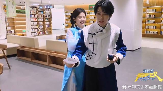 张真源史诗级撕名牌！ 保护白鹿的同时还顺手撕掉李晨，男友力爆棚太帅了