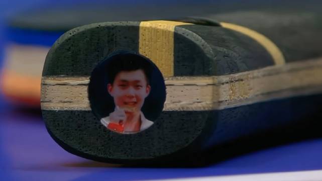 王楚钦3比1战胜沃克，为中国队锁定关键一分