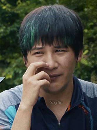 大张伟用谦卑姿态抛出一句引爆全场的犀利发言