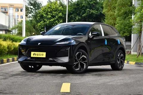 测评深蓝S07:定位中型SUV