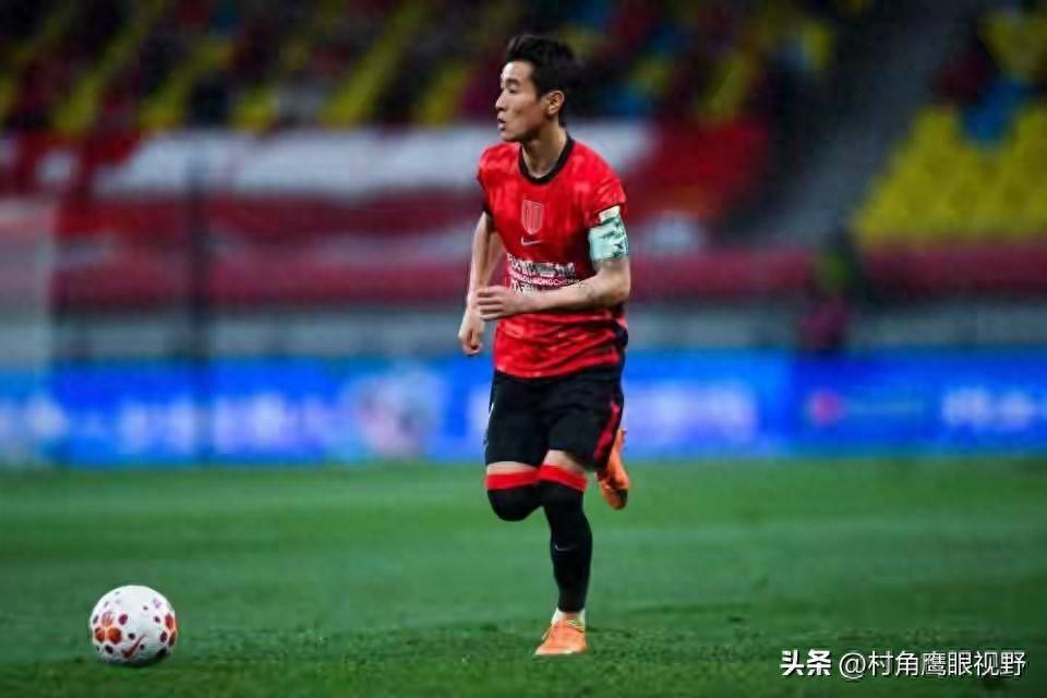 中超第8轮!蓉城4-0胜浙江稳坐榜首,京津德比津门虎4-2掀翻国安