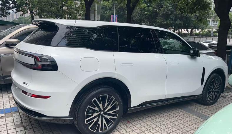 长安启源车主怒赞:200km纯电续航太爽!但“人工智障”能把人气笑
