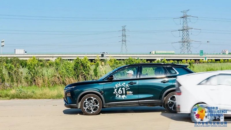 极狐阿尔法S全新HI版获2022世界智能驾驶挑战赛智能泊车和紧急避险双科目金奖_自动驾驶_AutoR智驾