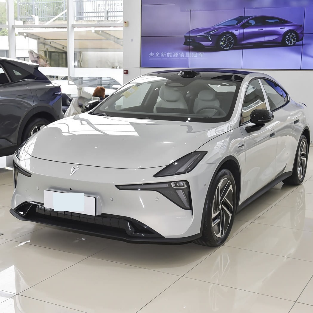 20万内纯电中型轿车三选一,深蓝L06、马自达EZ-6、红旗E-QM5实力对比