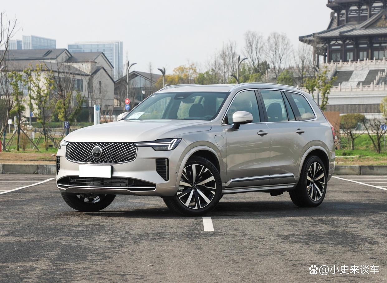 2026款沃尔沃XC90即将上市!外观豪华与宝马X5同级,新增6座布局