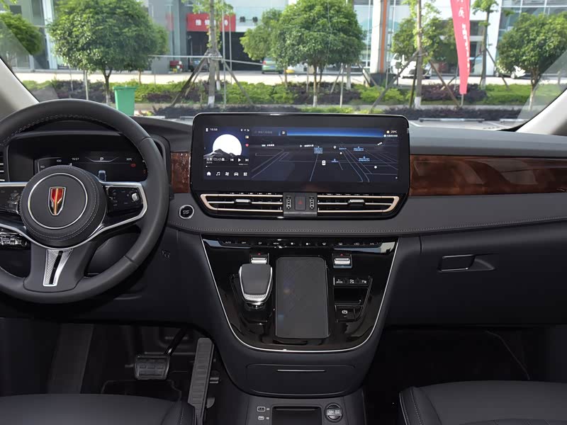 红旗HQ9 PHEV 2024款 2.0T 四驱商务版福祉版落地价格是多少?