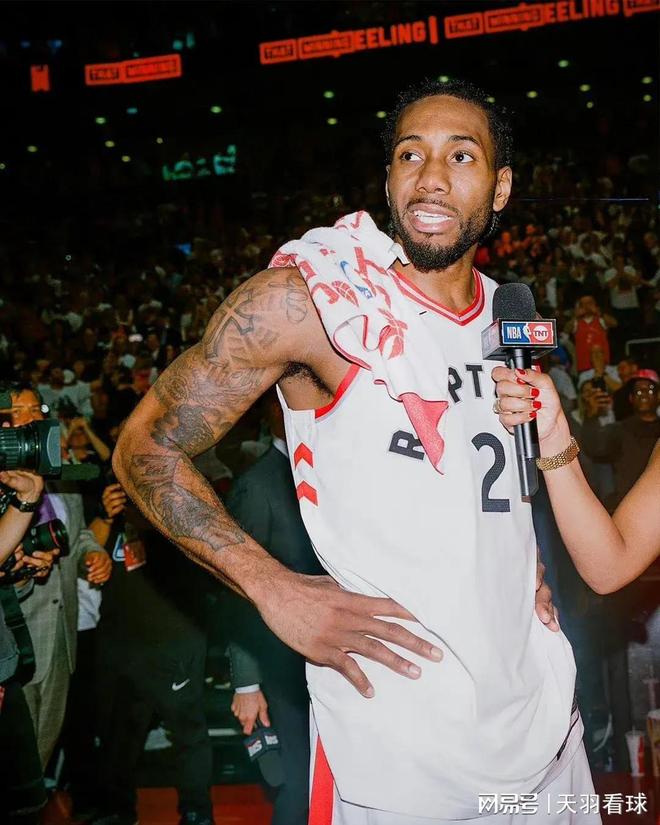 NBA ：伦纳德18-19赛季带领猛龙夺冠，该赛季伦纳德各项数据一览