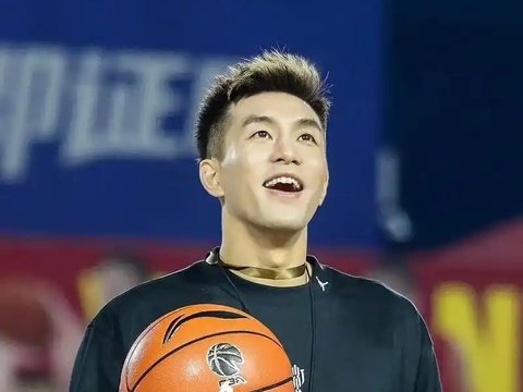出发山东，郭艾伦上任，新岗位曝光，薪酬曝光，和杨鸣竞争