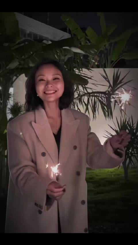 主持人熹菲因病去世年仅37岁