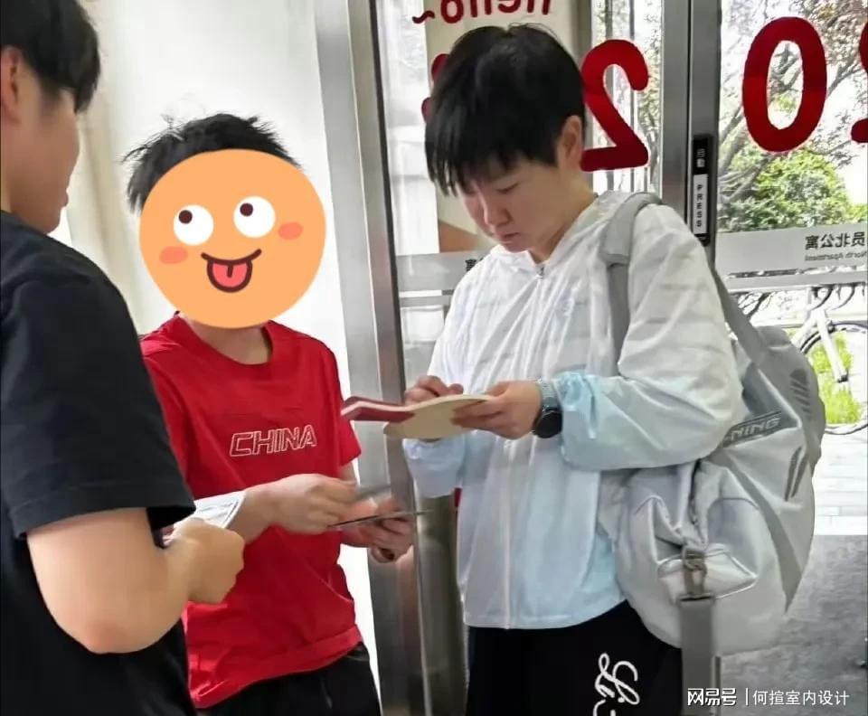 国乒主力开启训练模式,林高远周一打工人,莎莎签名受球迷追捧