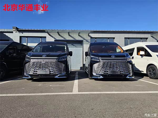 2026款丰田海狮实拍,空间、配置、航空座椅、电视(42~85万)