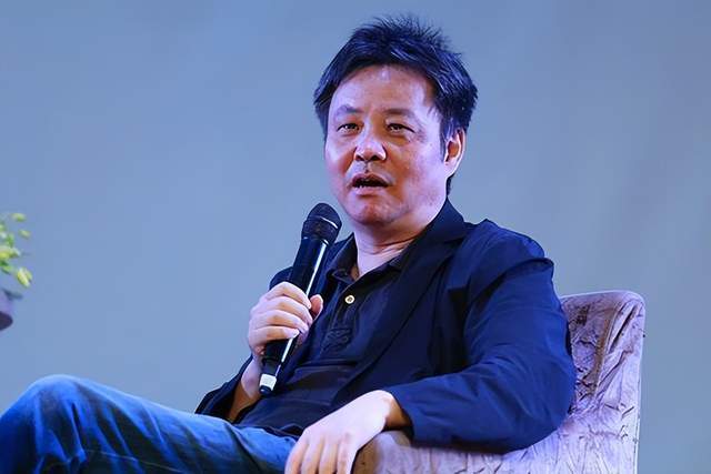 鸡娃失败,自曝糗事!余华辅导自己孩子语文不及格