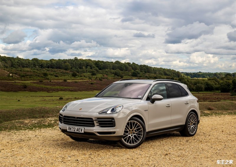 实拍保时捷Cayenne E-Hybrid,配2.0T电机,综合表现如何?