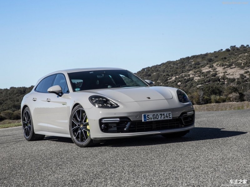 零百加速4.5秒,定位大型车,保时捷Panamera E-Hybrid怎么样?