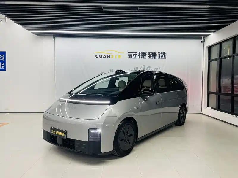 上海理想汽车理想MEGA二手车 2024款,优惠特价44.98万