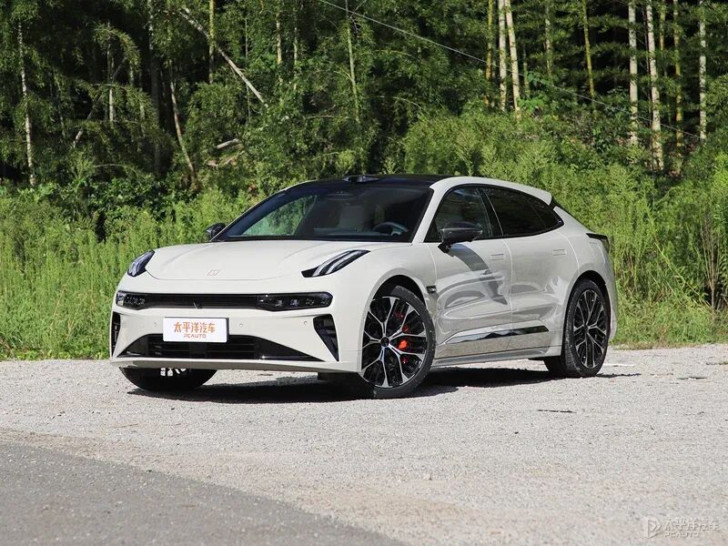 7分钟充70%+纯电810km!焕新极氪001上市,终结续航焦虑?