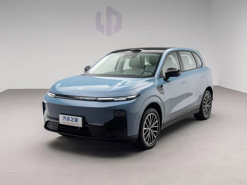 2025款零跑B10的选装配置有哪些?选装后落地价会增加多少?