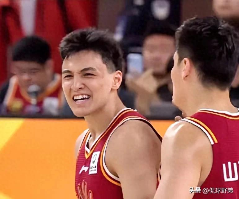 山西男篮97-94险胜青岛，赛后传来4不可思议3事实，杨鸣一针见血