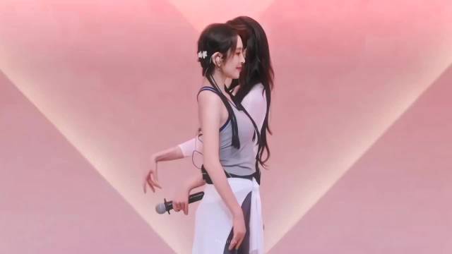 唐艺昕陈瑶舞感出众被赞不像初学