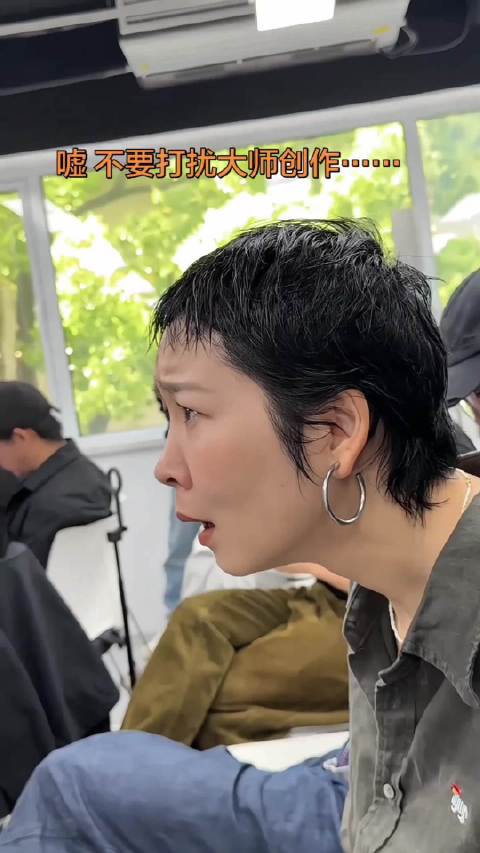 炼狱杏寿郎就是跟这位大师理的发吧 ，去漫展都不用带假发了