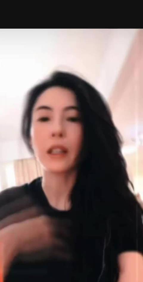 张柏芝深夜突发不适上吐下泻，次日自愈归功早睡