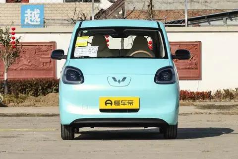 五菱宏光 MINIEV:10 万内代步王者?