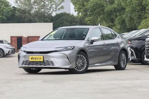 丰田凯美瑞用车全攻略 中型轿车 + 双擎养护 + 家用省心技