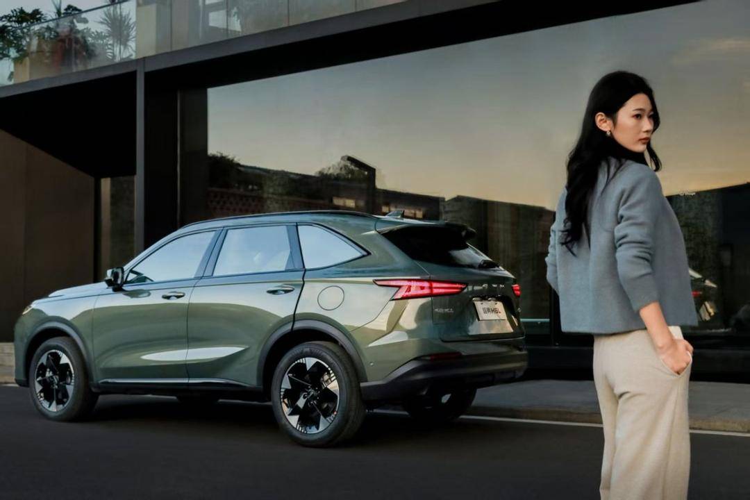 最省油的2.0T哈弗H6L上市 10.39万起买大五座SUV